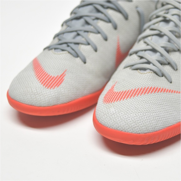 NIKE Jr. Mercurial High-Tops Size 5Y + Under Armour Complimentary Youth Cap - Picture 10 of 16